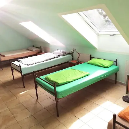 80m2 Obergeschoss Mit Balkon In * Kassel