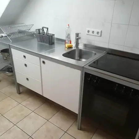 80m2 Obergeschoss Mit Balkon In